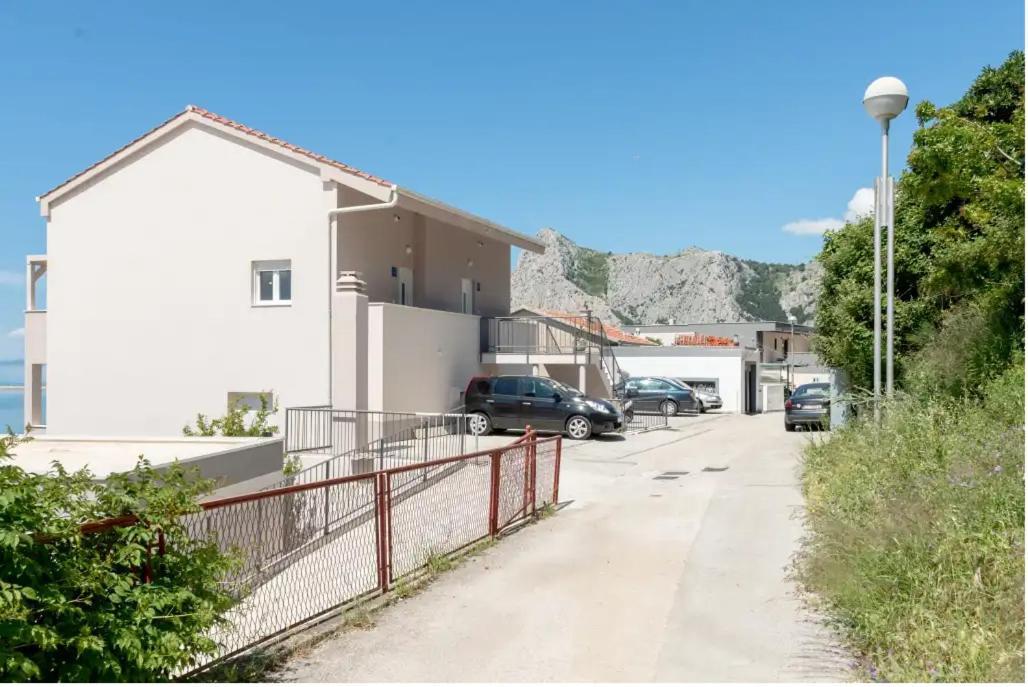 Apartments Mimac Omiš Exterior foto